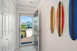 405 Ocean Drive, Emerald Isle, NC 28594 – photo 22: 29-web-or-mls-cchadwick-visuals-405-ocea