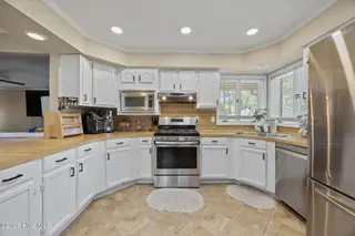 105 Dogwood Drive, Washington, NC 27889 – photo 13: 42-web-or-mls-IMG_4039