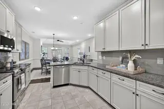 1269 Greensview Circle, Leland, NC 28451 – photo 15: 1269GreensviewCircleInteriors-5
