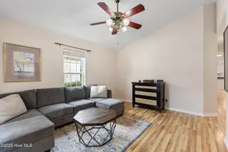 735 S 12th Street, Wilmington, NC 28401 — 3-bedroom home in Downtown, Wilmington, NC, photo 6 of 30