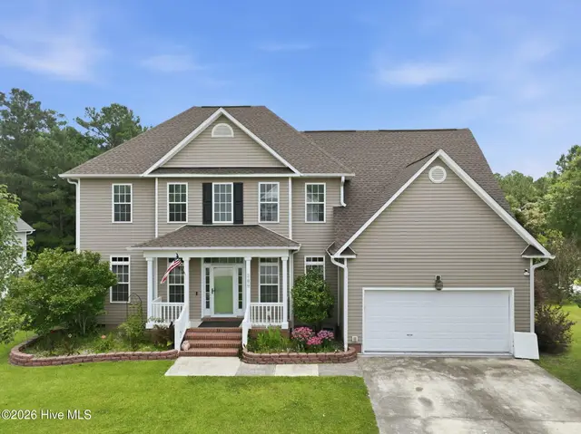 209 Middle Ridge Drive, Hubert, NC 28539