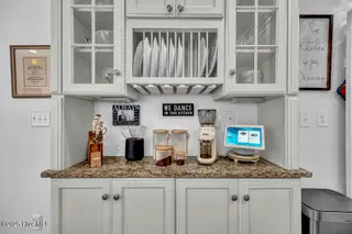 209 N Lord Street, Southport, NC 28461 – photo 14: Kitchen