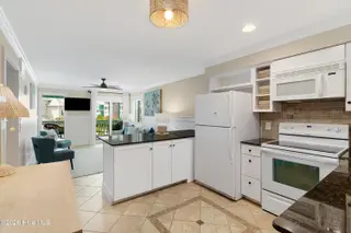 301 E Commerce Way Road 255 Sea Spray, Atlantic Beach, NC 28512 – photo 4: Kitchen