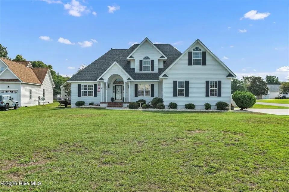 300 Oyster Cut, Newport, NC 28570 – photo 1 of 1: Front of Home