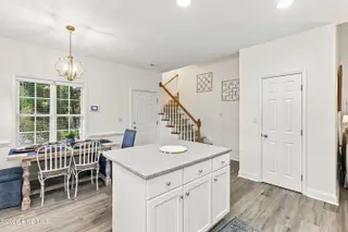 431 Lansdowne Road, Wilmington, NC 28409 – photo 15: 015_431_lansdowne_road_wilmington-15_919