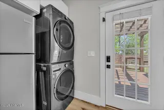 307 S 17th Street, Wilmington, NC 28401 – photo 13: Laundry Area