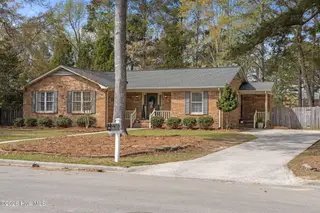 3400 Sherwood Drive, Greenville, NC 27858 – photo 3: 12-web-or-mls-BLS_0009 (1)