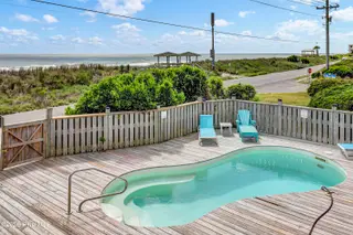 100 Oleander Court, Surf City, NC 28445 — 8-bedroom home in Bland Shores, Surf City, NC, photo 9 of 72
