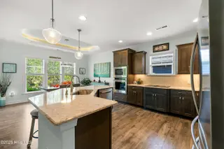 807 Wharton Avenue, Wilmington, NC 28412 – photo 10: 807WhartonAve-183