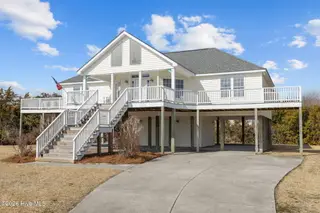 310 Joan Court, Beaufort, NC 28516 – photo 1: 310 Joan Court