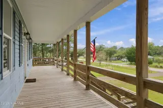 402 Gillikin Road, Beaufort, NC 28516 – photo 8: 48-web-or-mls-IMG_3555