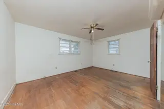39 Sophia Drive, Jacksonville, NC 28540 — 3-bedroom home in Lakeview Park, Jacksonville, NC, photo 19 of 51: MasterBed