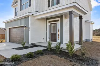 240 Deer Haven Drive, Richlands, NC 28574 – photo 5: 5_front entryway