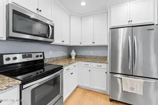 118 NW 11th Street, Oak Island, NC 28465 – photo 14: shniderproductions.com-9