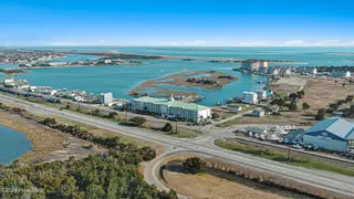 212 Old Causeway Road 107 & B13 Slip, Beaufort, NC 28516 — 3-bedroom condo in Morgan Creek Landing, Beaufort, NC, photo 10 of 49: Morgan Creek Landings 107