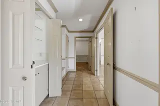 1514 Crescent Drive, Elizabeth City, NC 27909 – photo 24: Hall