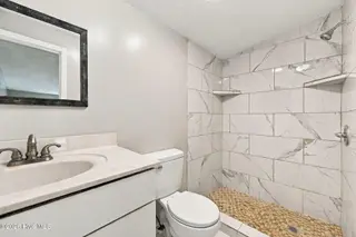 318 S Main Street, Princeville, NC 27886 — 3-bedroom manufactured home, Princeville, NC, photo 16 of 38: 16-web-or-mls-BLS_0026