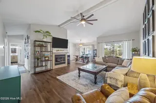 216 Pinewood Drive, New Bern, NC 28562 – photo 16: 30-web-or-mls-0C0A6979