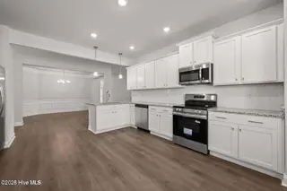 1504 Caracara Drive, New Bern, NC 28560 – photo 9: Kitchen3