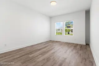 305 W Cypress Street, Elizabeth City, NC 27909 – photo 10: 9-web-or-mls-cypresslisting-10