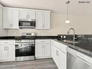 376 Boyington Place Road, Midway Park, NC 28544 — 2-bedroom townhome in Boyington Place, Midway Park, NC, photo 5 of 23: 11-web-or-mls-394 Boyington Pl Rd. 18