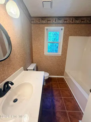 6323 Strawfield Drive, Wilmington, NC 28405 — 3-bedroom home in Summerfield, Wilmington, NC, photo 16 of 27