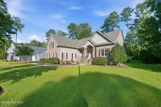 4542 Moss Bend, New Bern, NC 28562 – photo 3: 3-web-or-mls-DSC_5968
