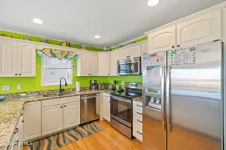 255 E First Street, Ocean Isle Beach, NC 28469 — 6-bedroom home, Ocean Isle Beach, NC, photo 13 of 54: 255EFirstSt - 13_edited