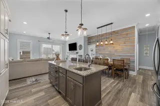 638 S Fourth Avenue, Kure Beach, NC 28449 – photo 17: 18_kitchen