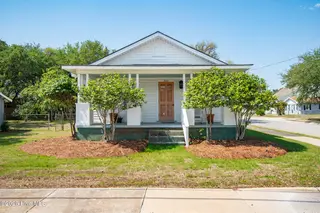 800 Mulberry Street, Beaufort, NC 28516 – photo 1: 800 MULBERRY (1)