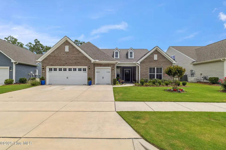 1061 Broomsedge Terrace, Wilmington, NC 28412 – photo 1 of 68: 1-web-or-mls-GI - 1061 Broomsedge Terrac