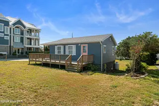312 E Bogue Boulevard, Atlantic Beach, NC 28512 – photo 4: Incredible Atlantic Beach home