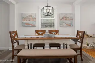 8 N 23rd Street, Wilmington, NC 28405 — 3-bedroom home, Wilmington, NC, photo 11 of 34: dining-room-01b
