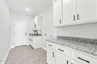 2754 Whitaker Glen Drive, Farmville, NC 27828 – photo 22: 38-web-or-mls-IMG_9708_edit