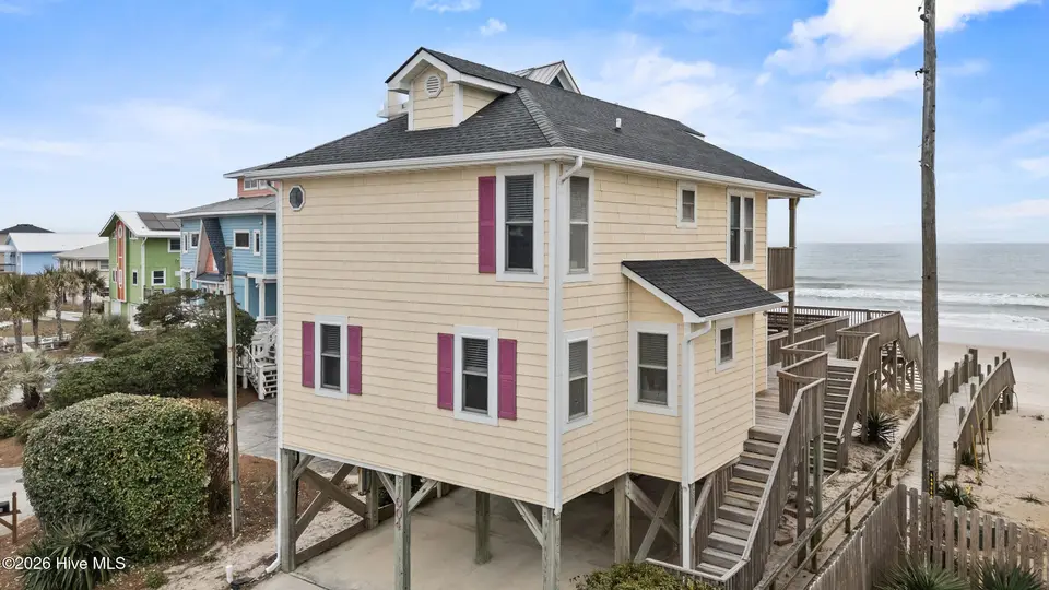 1004 N Shore Drive, Surf City, NC 28445 – photo 1 of 40: 3_drone