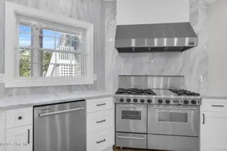 300 Cabbage Inlet Lane, Wilmington, NC 28409 — 4-bedroom home, Wilmington, NC, photo 18 of 76: 17_300 cabbage inlet ln-00017