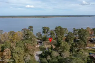 2108 18 Neuse Cliffs Drive, New Bern, NC 28560 – photo 12: 2108 Neuse Cliffs Rd-12