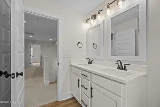 120 Pine View Boulevard, Beaufort, NC 28516 – photo 20: Guest Bath