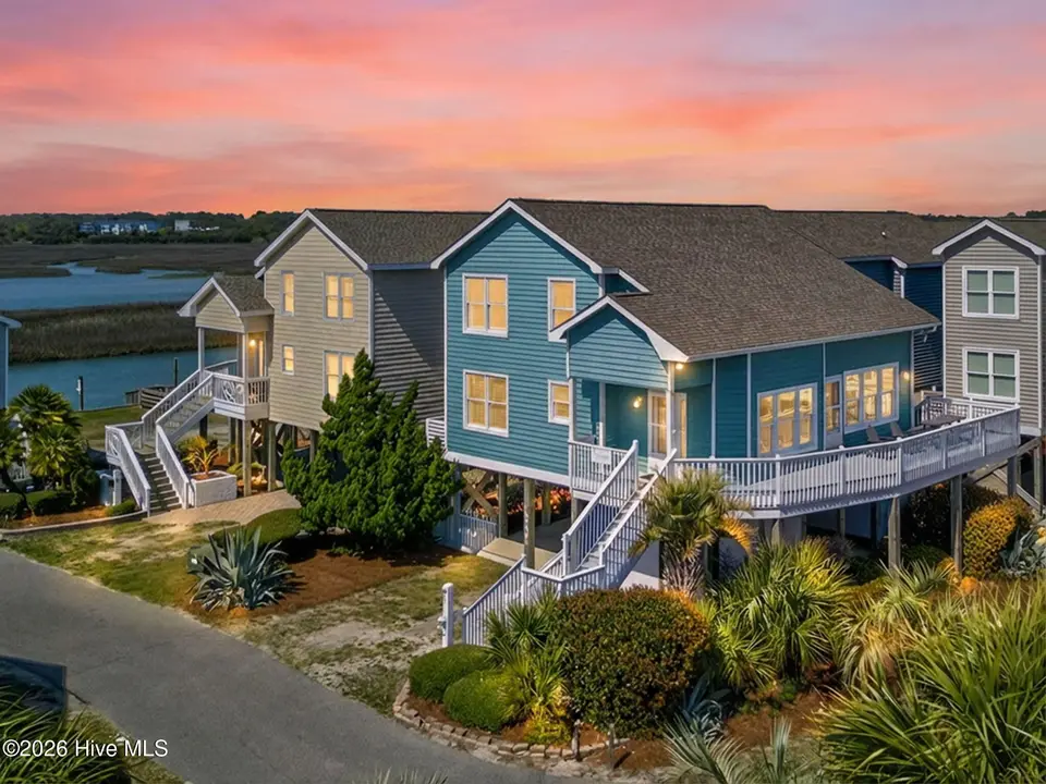 17 Sandpiper Drive, Ocean Isle Beach, NC 28469 — 5-bedroom home in Island Park, Ocean Isle Beach, NC, photo 1 of 54: KahunaPhoto.com-1 copy