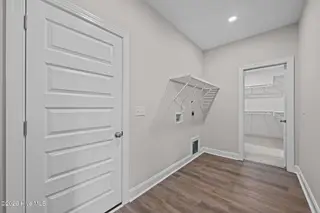 2014 Brighton Drive, New Bern, NC 28562 – photo 18: 12-web-or-mls-DSC_7216