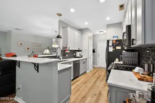814 SW Mackay Court, Wilmington, NC 28412 — 4-bedroom home in Lords Creek, Wilmington, NC, photo 12 of 34: Image 11
