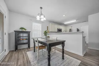 1112 Sunburst Way, Leland, NC 28451 – photo 21: 22_dining area