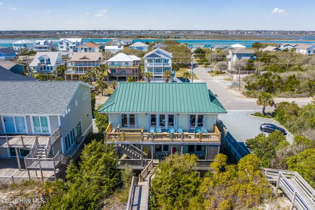 201 S Anderson Boulevard, Topsail Beach, NC 28445