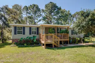 2981 Robin Drive SW, Shallotte, NC 28470 — 3-bedroom manufactured home in Shell Point, Shallotte, NC, photo 1 of 29: 2981RobinEdit-2