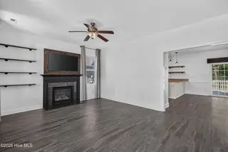 804 Oleander Street, Jacksonville, NC 28540 — 4-bedroom home in Williamsburg Plantation, Jacksonville, NC, photo 5 of 41