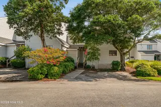 590 Westport Drive H1 Westport, Pine Knoll Shores, NC 28512 – photo 5: Amazing Beacon's Reach condo
