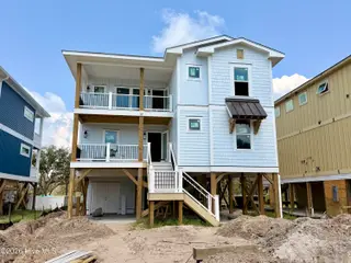 206 W Pelican Drive, Oak Island, NC 28465 – photo 1