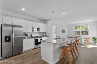 4068 Morning Light Drive SE, Bolivia, NC 28422 – photo 15: 18_kitchen