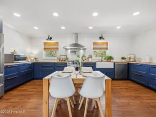209 Puller Drive, Jacksonville, NC 28540 – photo 12: Kitchen/Eating Area