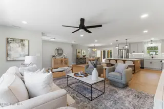 3928 Gillette Drive, Wilmington, NC 28403 – photo 14: 15-web-or-mls-GI - 3928 Gillette Dr - Li